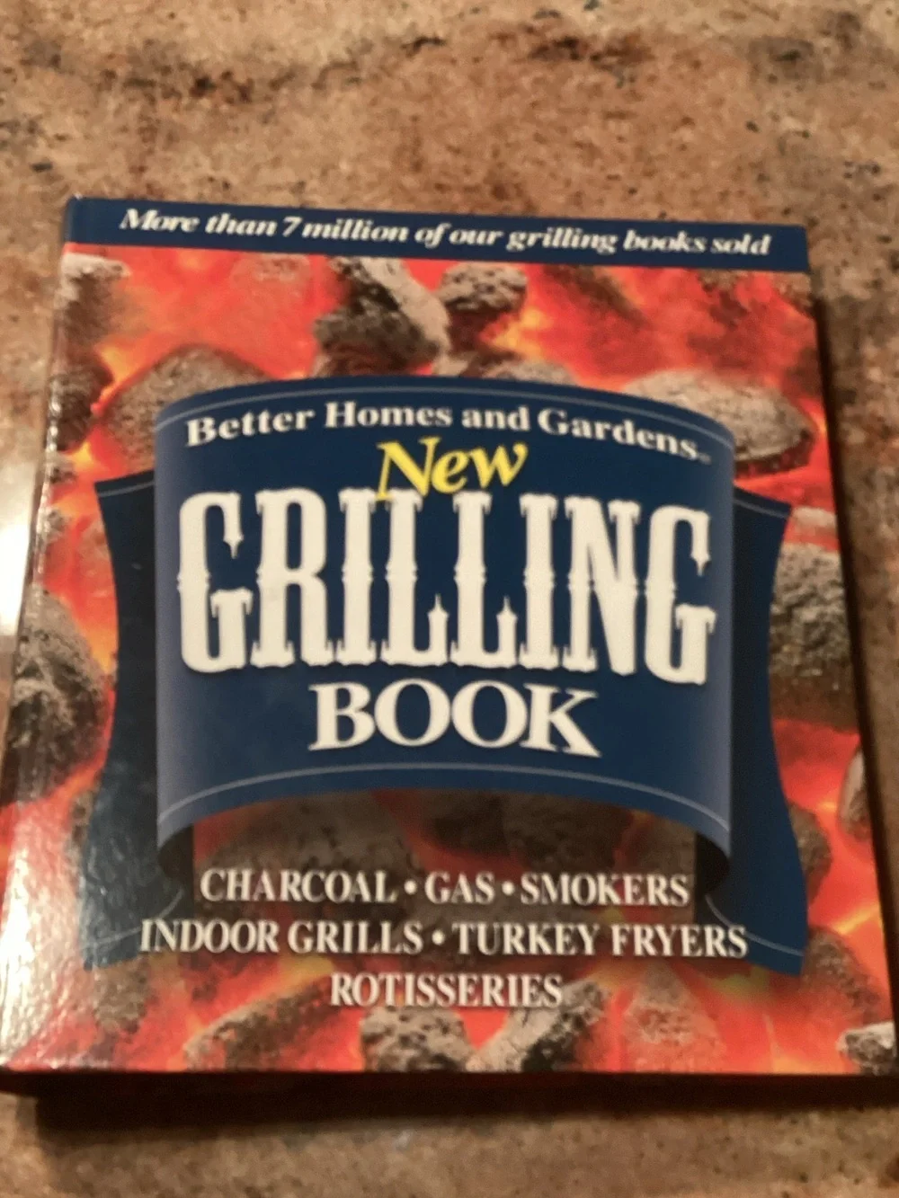 EUC Better Homes And Gardens Grilling Book